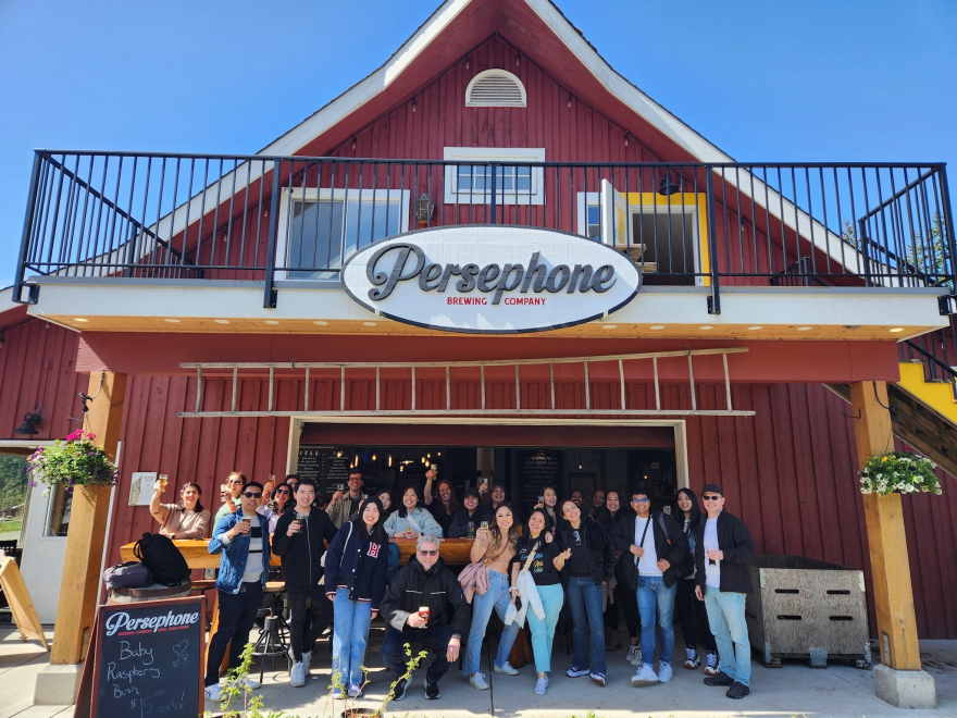 秋霞伦理 students and instructors at Persephone Brewing and Farm Tour, Sunshine Coast